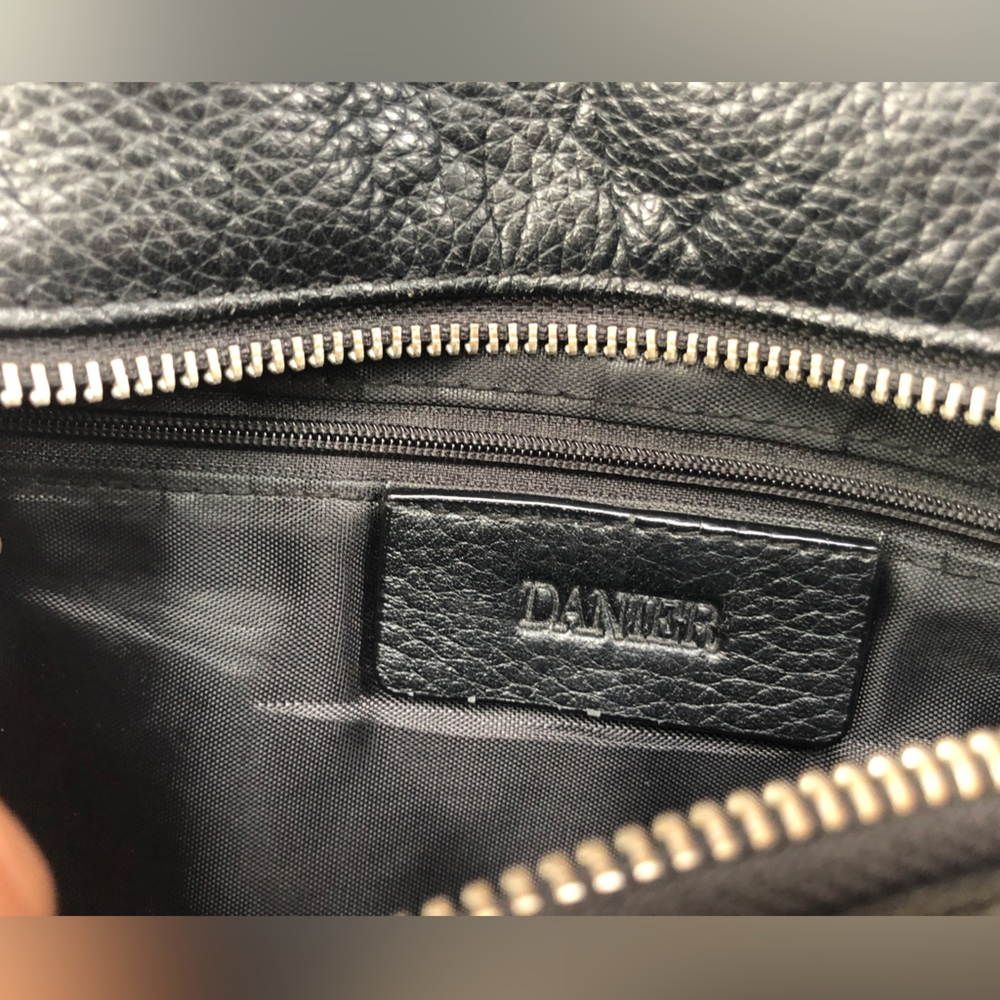 2/$40 - Danier convertible shoulder/cross body bag - Picture 7 of 12